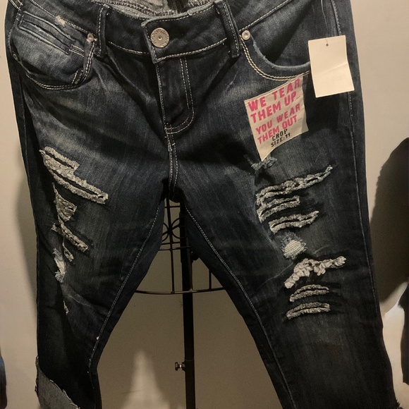 ALMOST FAMOUS BRAND Distressed Blue jeans  size  11  NWT - Picture 14 of 15